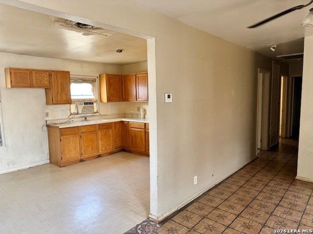 1013 E Huntington St, Beeville, TX 78102