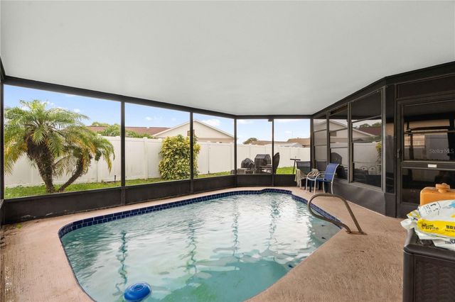 9415 LAKE CHRISE LANE, Port Richey, FL 34668