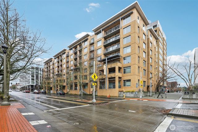 701 Columbia Street #607, Vancouver, WA 98660