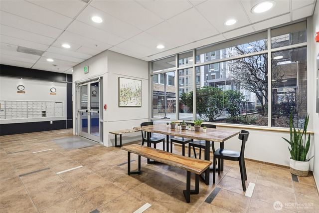 701 Columbia Street #607, Vancouver, WA 98660