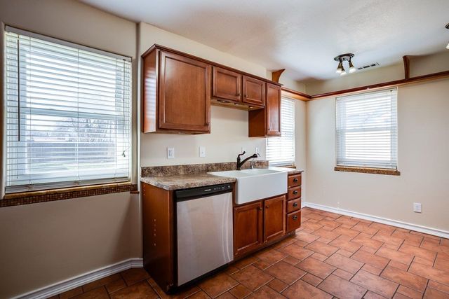 1921 S Fern St, Wichita, KS 67213