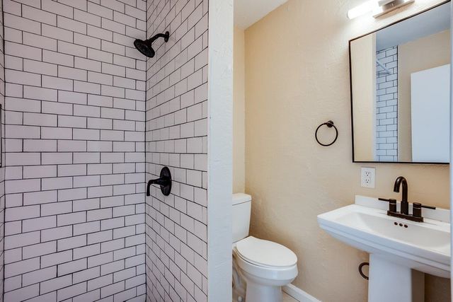 1921 S Fern St, Wichita, KS 67213