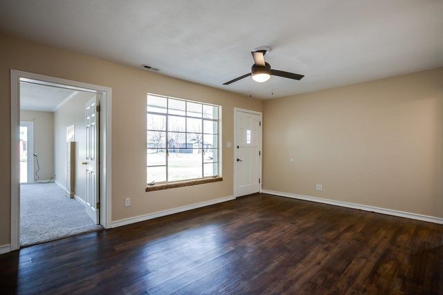 1921 S Fern St, Wichita, KS 67213