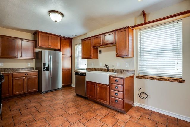 1921 S Fern St, Wichita, KS 67213