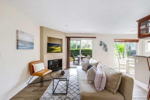 8430 Via Mallorca 108, La Jolla, CA 92037