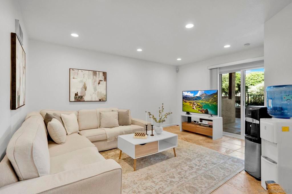 7545 Charmant Drive UNIT 1503, San Diego, CA 92122 — exterior