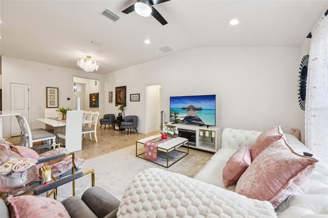 10453 SILVER MAPLE AVENUE, Oxford, FL 34484