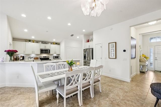 10453 SILVER MAPLE AVENUE, Oxford, FL 34484