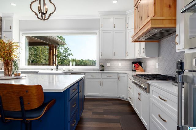 5587 CARRINGTON LAKE PARKWAY, Trussville, AL 35173