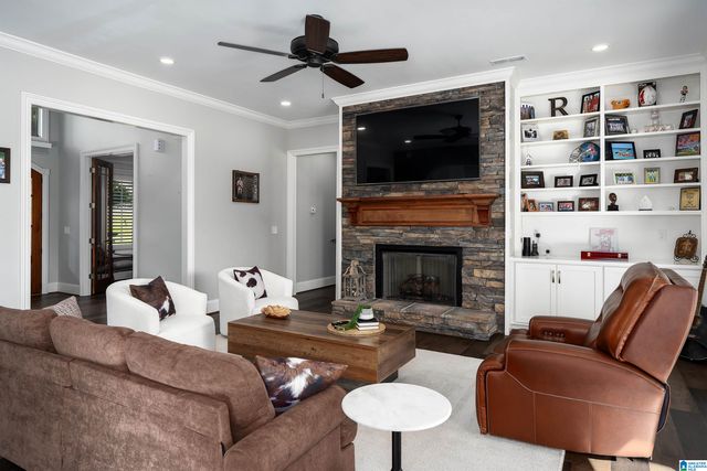 5587 CARRINGTON LAKE PARKWAY, Trussville, AL 35173