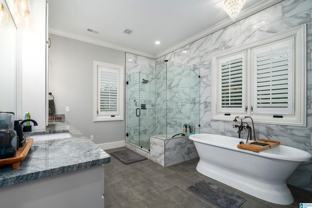 5587 CARRINGTON LAKE PARKWAY, Trussville, AL 35173