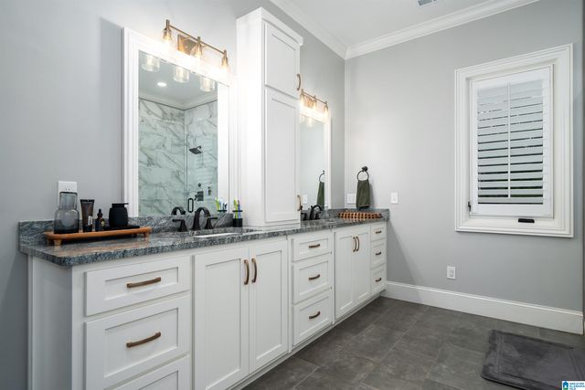 5587 CARRINGTON LAKE PARKWAY, Trussville, AL 35173