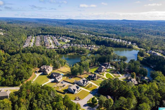 5587 CARRINGTON LAKE PARKWAY, Trussville, AL 35173