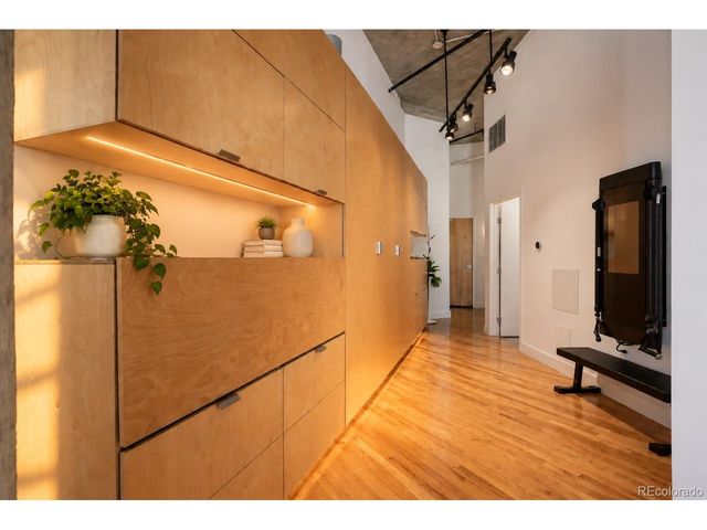 2500 Walnut St 209, Denver, CO 80205