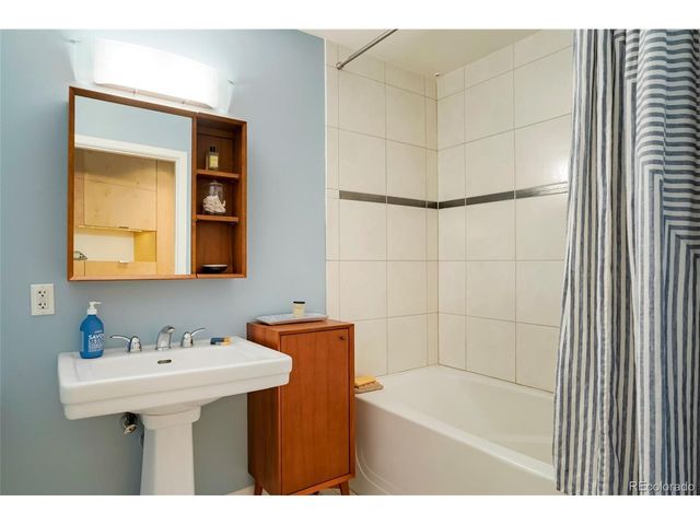 2500 Walnut St 209, Denver, CO 80205