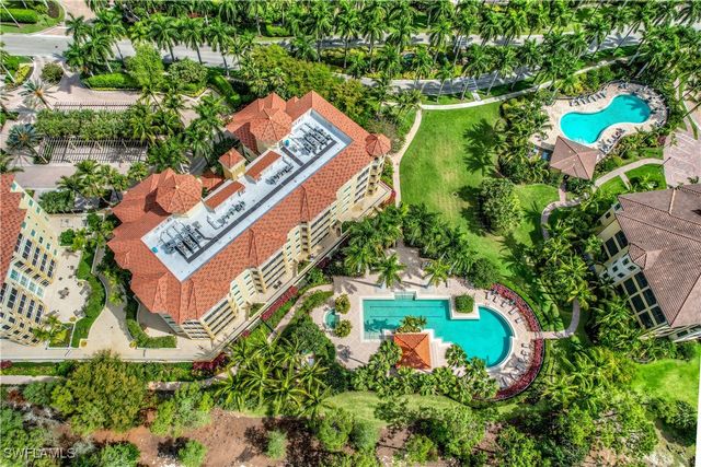 2748 Tiburon BLVD E C-301, Naples, FL 34109