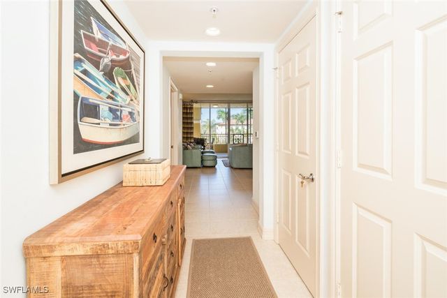 2748 Tiburon BLVD E C-301, Naples, FL 34109