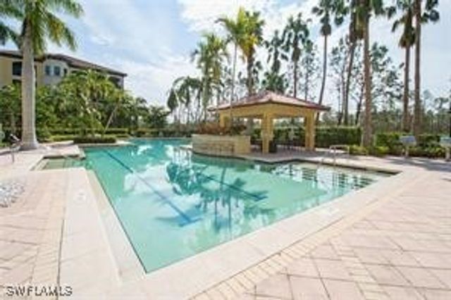 2748 Tiburon BLVD E C-301, Naples, FL 34109
