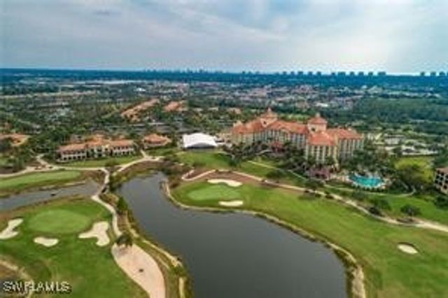 2748 Tiburon BLVD E C-301, Naples, FL 34109