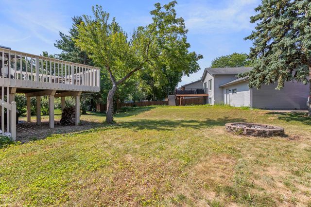 4263 Sun Cliff Road, Eagan, MN 55122