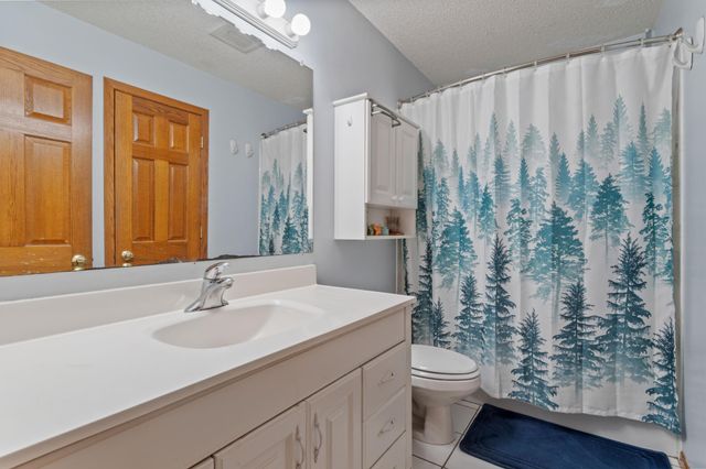4263 Sun Cliff Road, Eagan, MN 55122