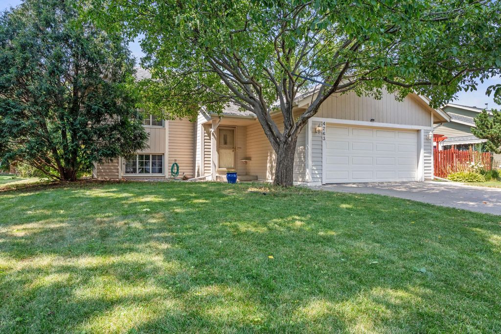 4263 Sun Cliff Road, Eagan, MN 55122