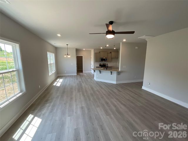 156 Kerr Walk Drive 25, Statesville, NC 28677