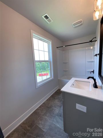156 Kerr Walk Drive 25, Statesville, NC 28677