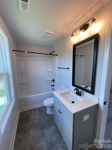 156 Kerr Walk Drive 25, Statesville, NC 28677