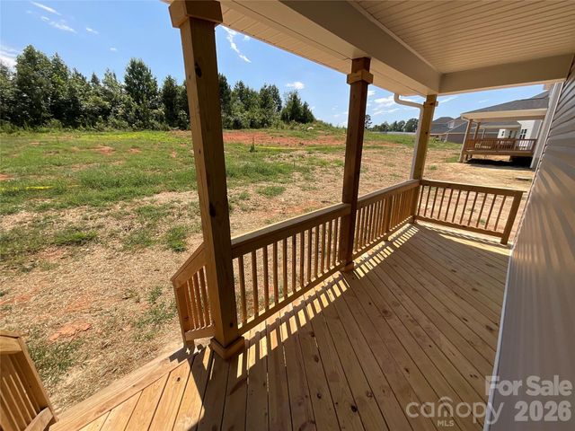 156 Kerr Walk Drive 25, Statesville, NC 28677
