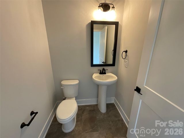 156 Kerr Walk Drive 25, Statesville, NC 28677
