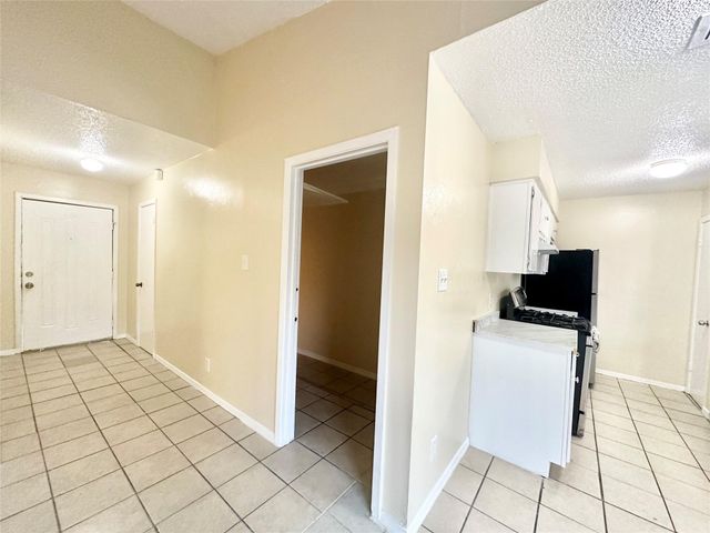 7221 Ellington CIR, Austin, TX 78724