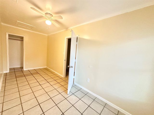 7221 Ellington CIR, Austin, TX 78724