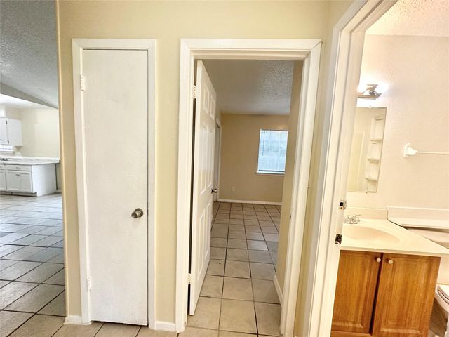 7221 Ellington CIR, Austin, TX 78724