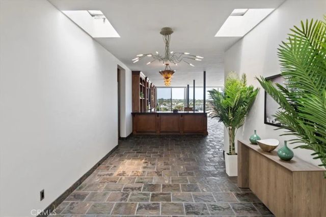 5400 E The Toledo 701, Long Beach, CA 90803