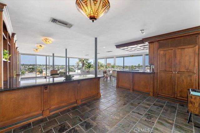 5400 E The Toledo 701, Long Beach, CA 90803