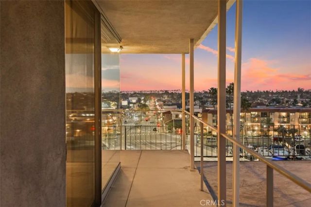 5400 E The Toledo 701, Long Beach, CA 90803