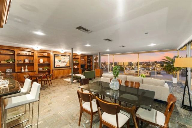 5400 E The Toledo 701, Long Beach, CA 90803