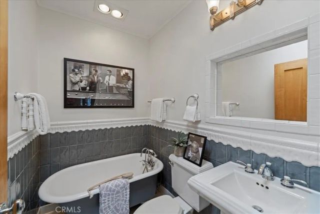 5400 E The Toledo 701, Long Beach, CA 90803