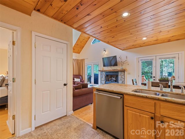 210 Tanner Trail, Waynesville, NC 28785