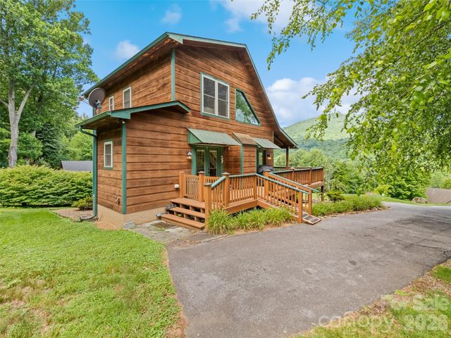 210 Tanner Trail, Waynesville, NC 28785