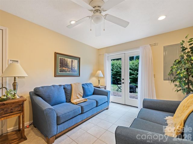 210 Tanner Trail, Waynesville, NC 28785