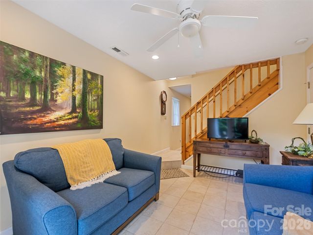 210 Tanner Trail, Waynesville, NC 28785