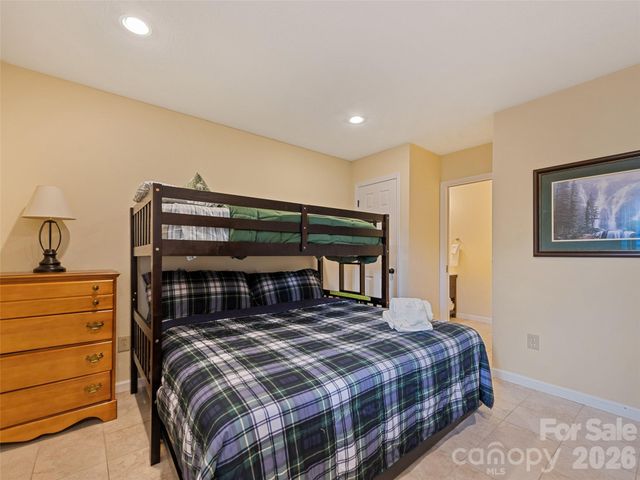 210 Tanner Trail, Waynesville, NC 28785
