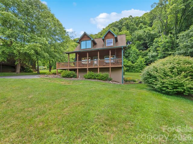 210 Tanner Trail, Waynesville, NC 28785
