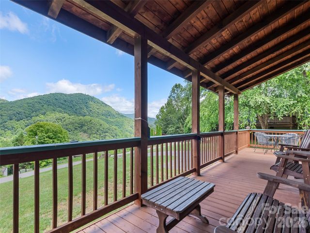 210 Tanner Trail, Waynesville, NC 28785