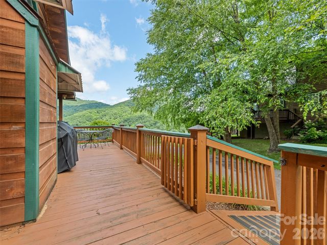 210 Tanner Trail, Waynesville, NC 28785