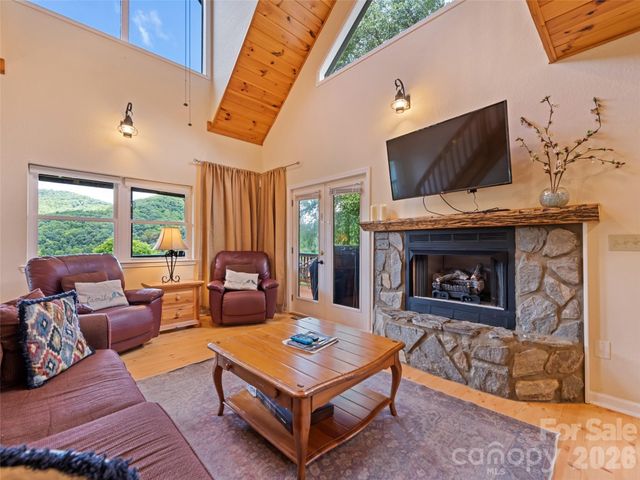 210 Tanner Trail, Waynesville, NC 28785