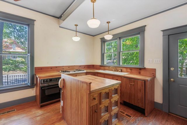 1662 FOREST AVE, Memphis, TN 38112