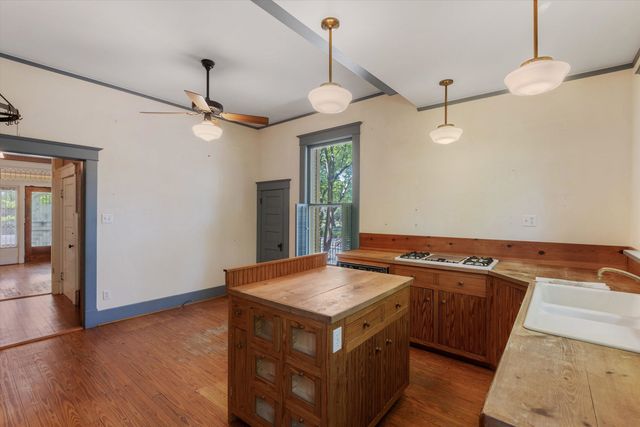 1662 FOREST AVE, Memphis, TN 38112